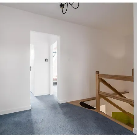 Privatunterkunft Mars - 15 Min To Old Town *